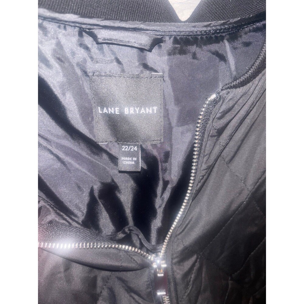 Lane Bryant black quilted bomber jacket size 22/24 with pockets - Picture 3 of 6
